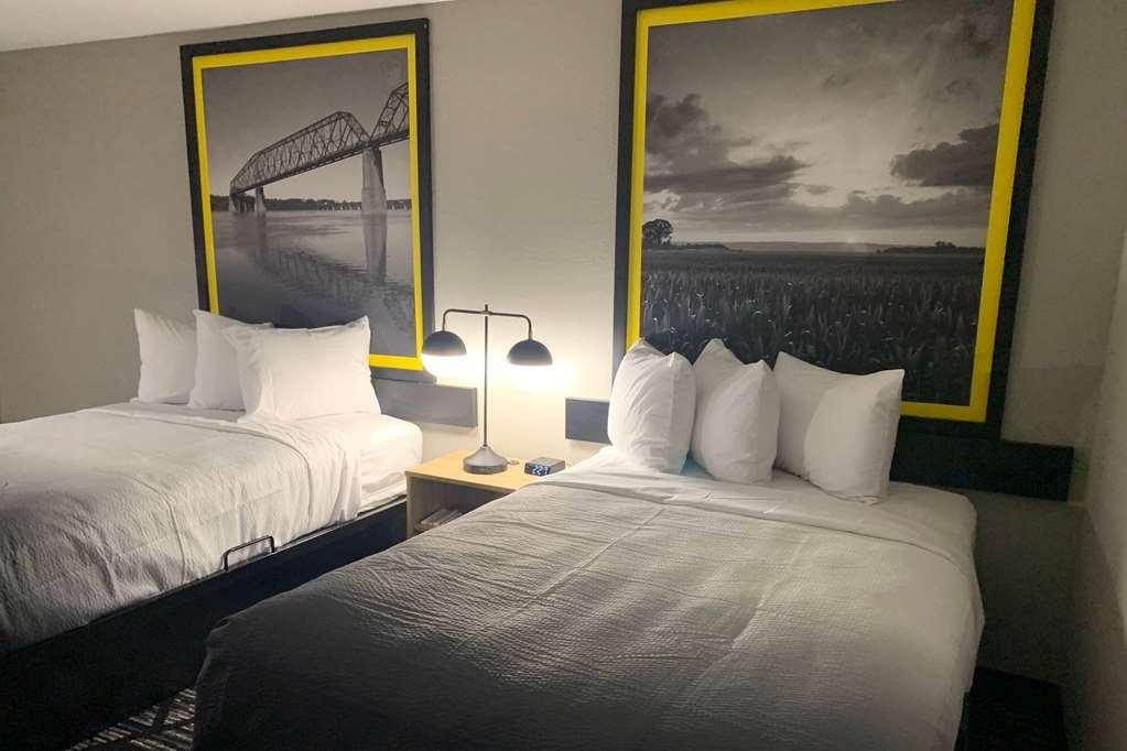 Super 8 By Wyndham Kirksville-University Area Phòng bức ảnh