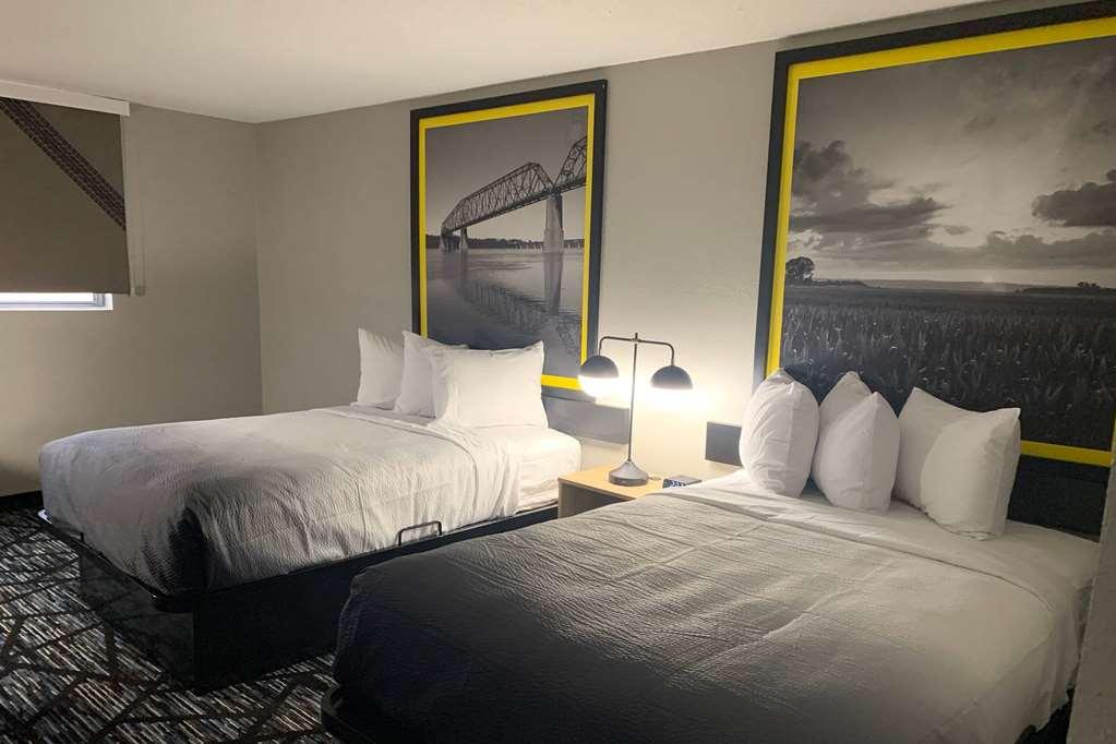 Super 8 By Wyndham Kirksville-University Area Phòng bức ảnh